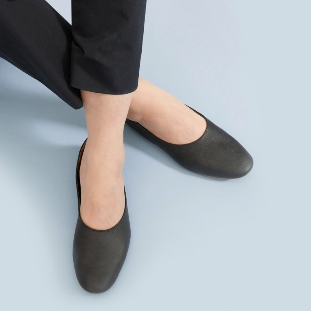 Everlane day glove flats